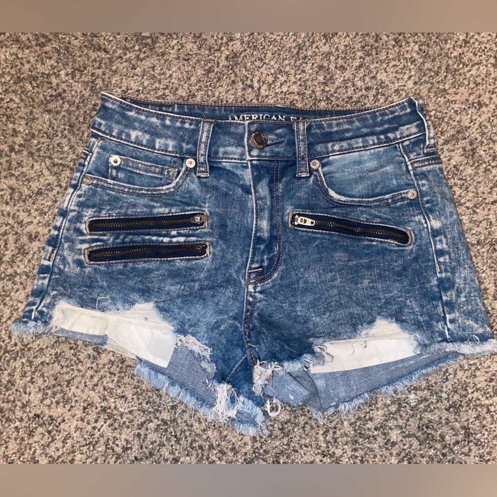 American Eagle shorts.